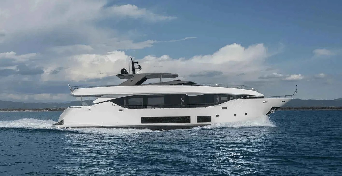 Four Joys Motor Yacht