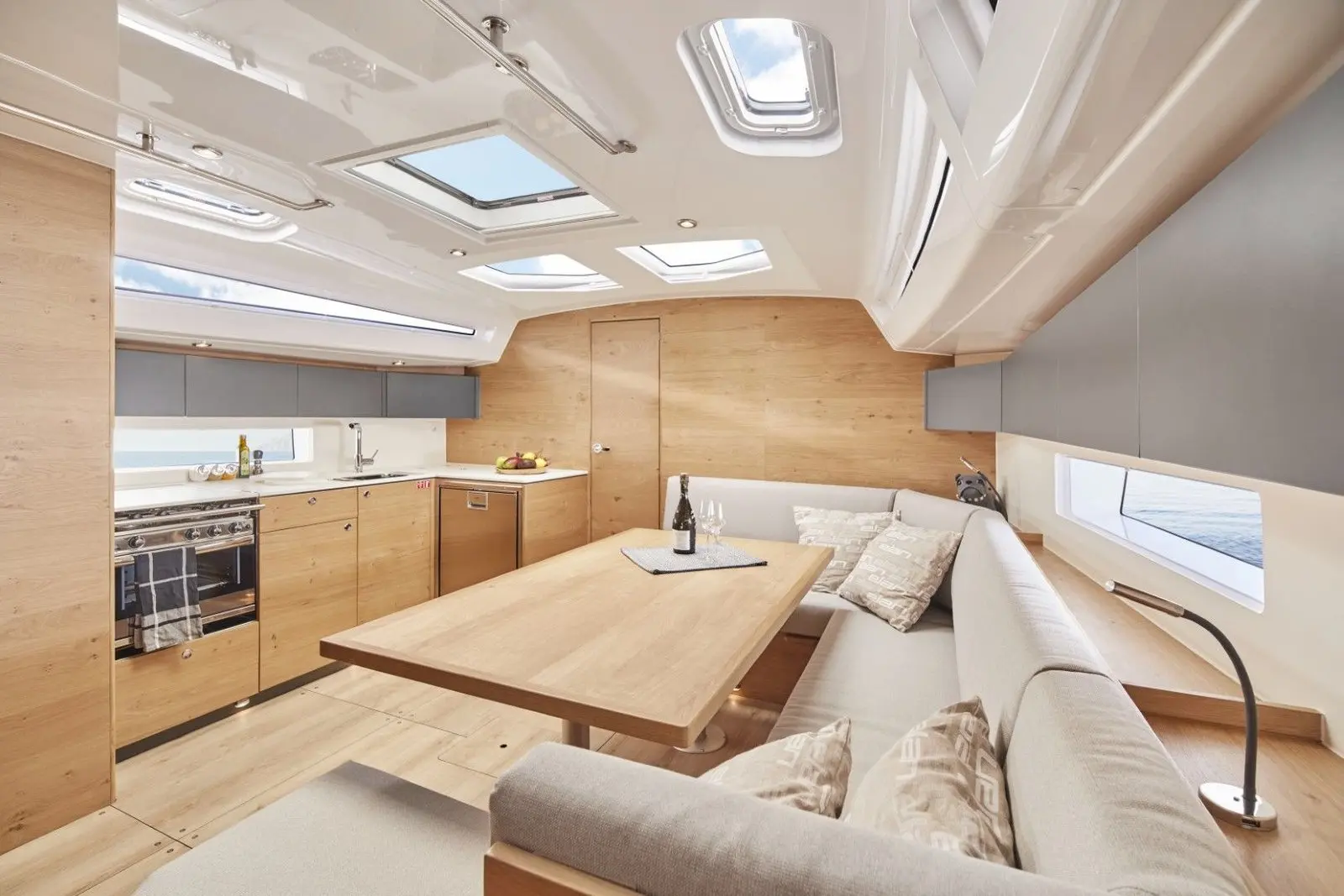 Unity Sailing Yacht