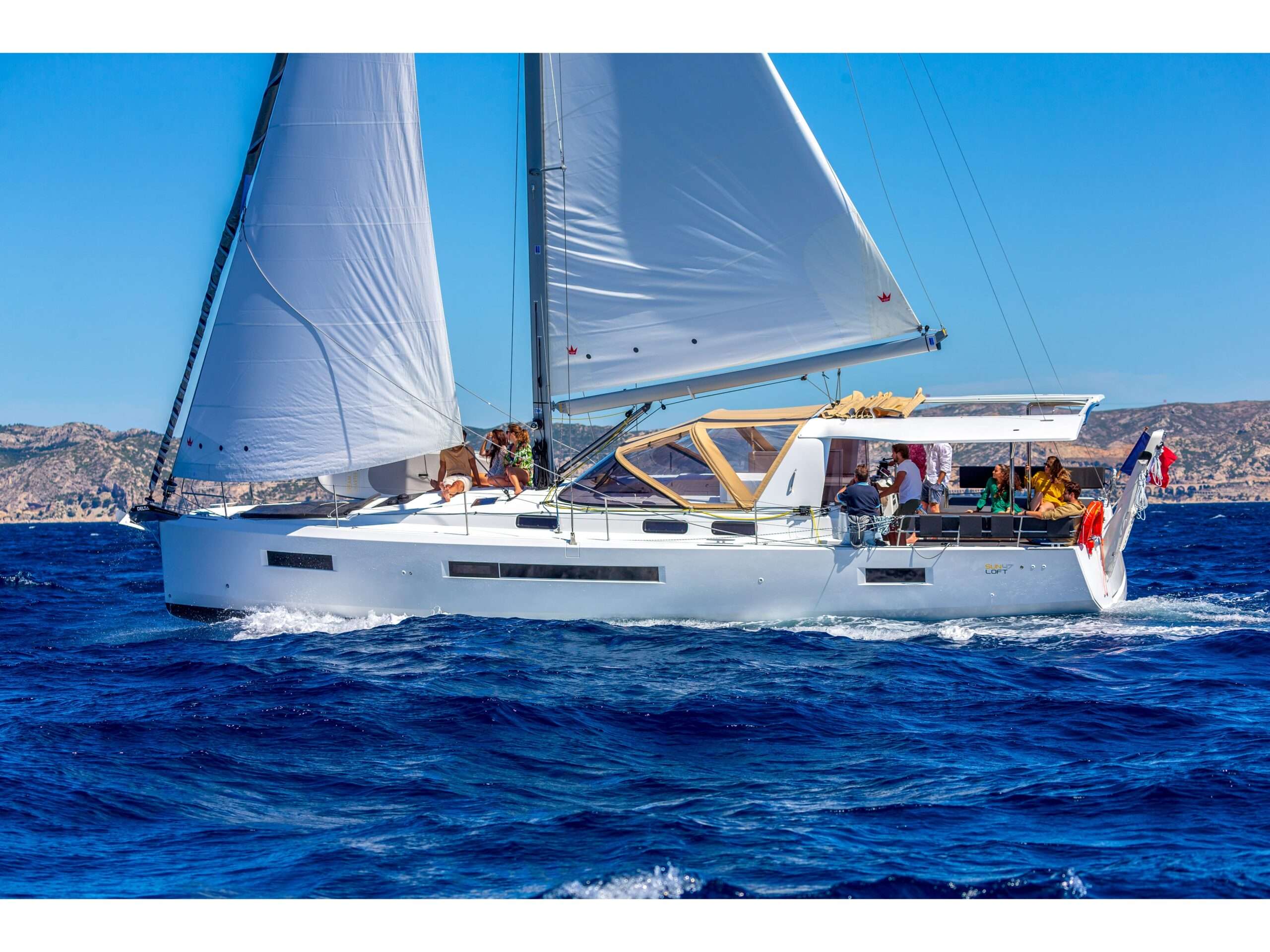 DISCOVERY BLUE / Sun Loft 47