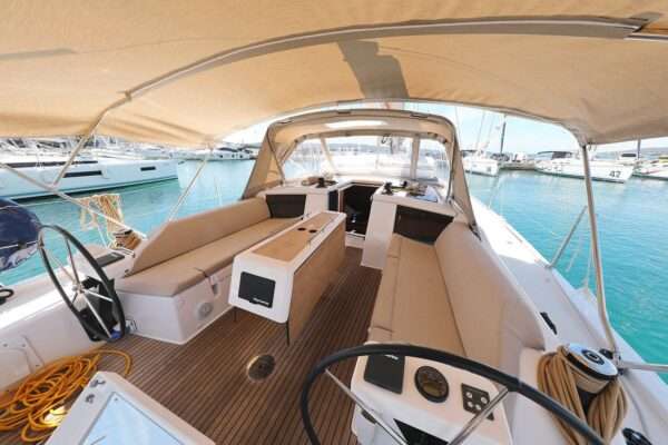 GOSAILING / Dufour 430
