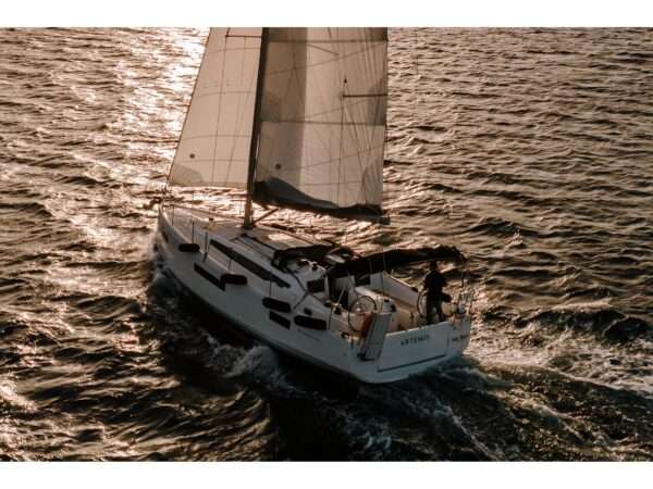 Artemis / Sun Odyssey 410