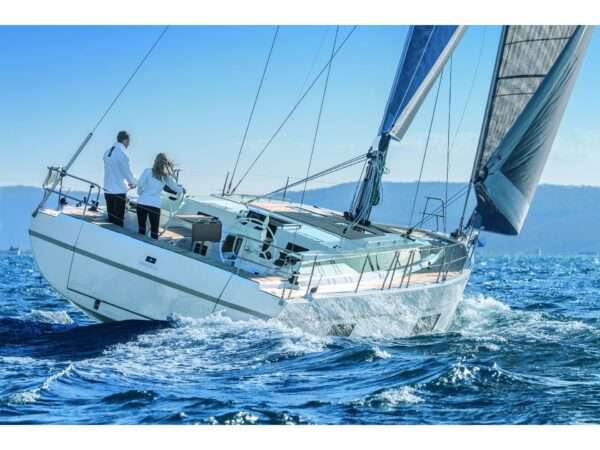 Dawn / Bavaria C45