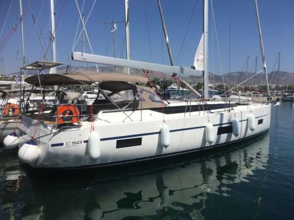 LADY FLORA 3 / Bavaria C50