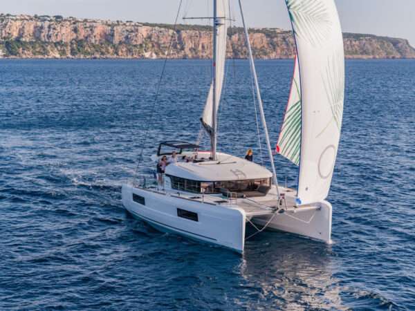 Esmee / Lagoon 40