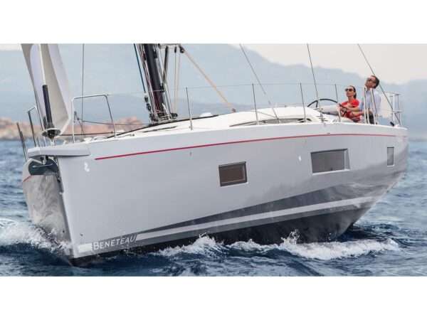 DALIA (generator, air condition, watermaker, solar panels, WIFI included in the price, 1 SUP free of charge) / Oceanis 51.1