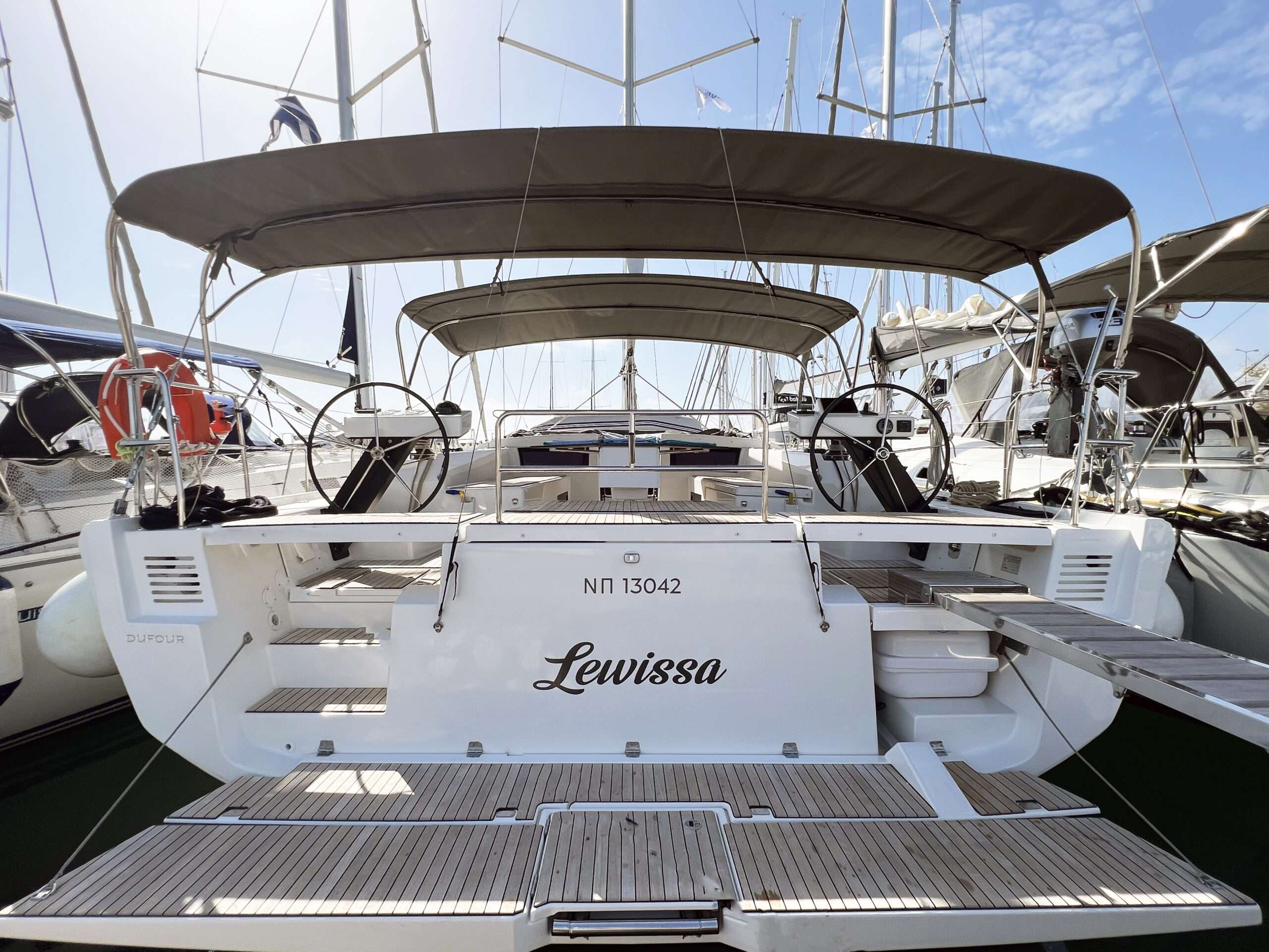 LEWISSA / Dufour 470