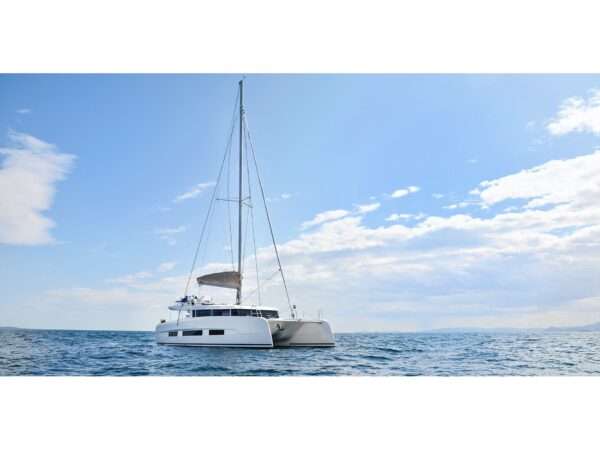 Hawaii 5-0 - Skippered / Dufour Catamaran 48
